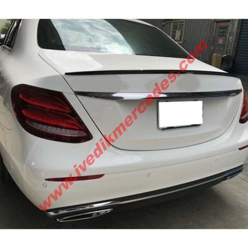 MERCEDES BENZ W213 E SERISI DÜZ SPOILER PIANO BLACK