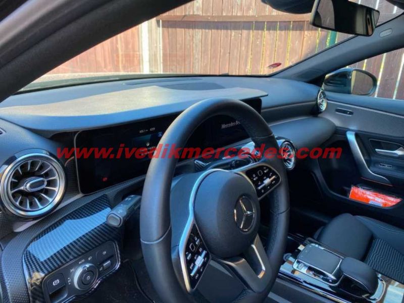 MERCEDES X247 GLB GÖSTERGE SİPERLİĞİ (DERİ)