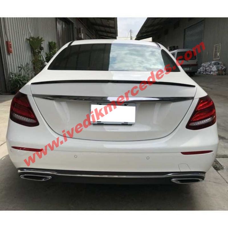 MERCEDES BENZ W213 E SERISI DÜZ SPOILER PIANO BLACK