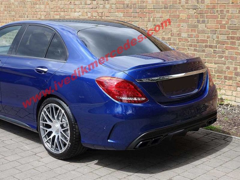 MERCEDES W205 C63 SIYAH DIFÜZÖR & EGZOZ SETI (AMG SEDAN) - SIYAH EGZOZ ILE